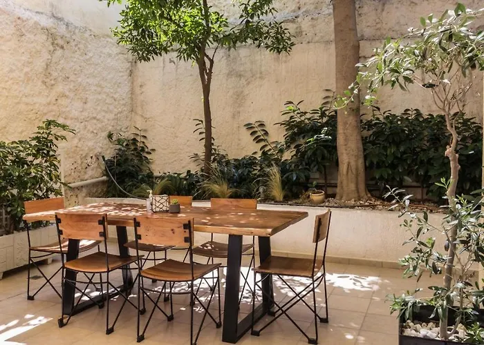 Majestic - Adults Only Otel 3*