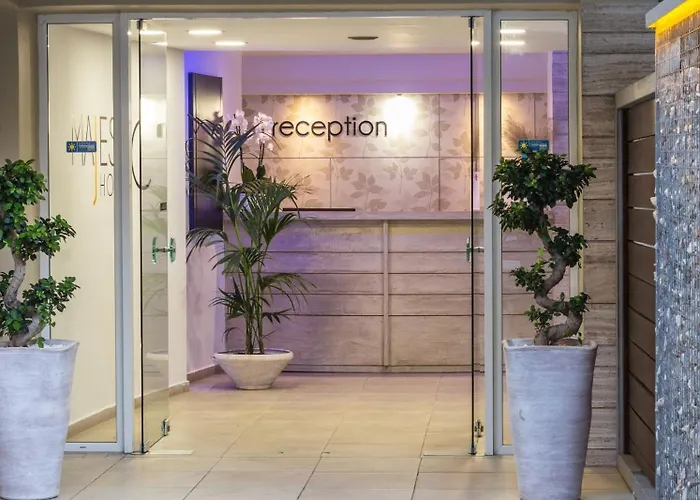 Otel Majestic - Adults Only