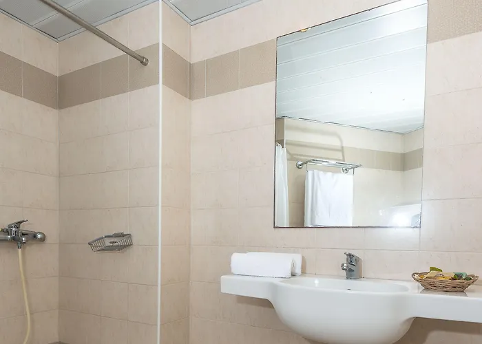 Otel Majestic - Adults Only 3*