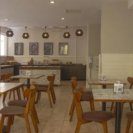 Majestic - Adults Only 3*