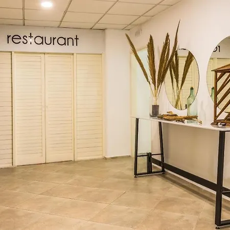 Hotel Majestic - Adults Only