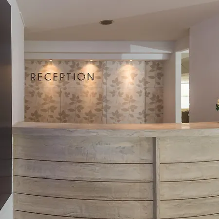 Majestic - Adults Only Hotel 3*