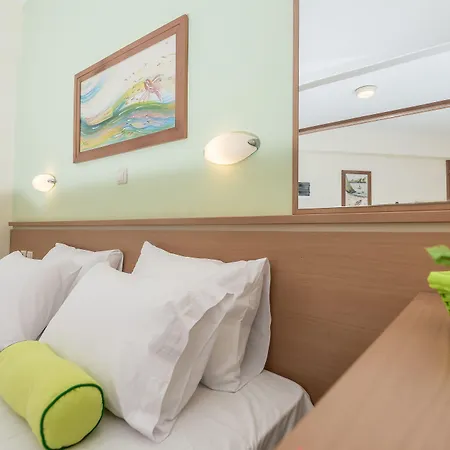 Majestic - Adults Only Hotel