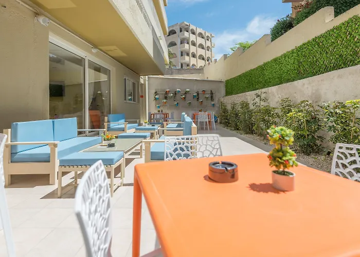 Hotel Majestic - Adults Only 3*